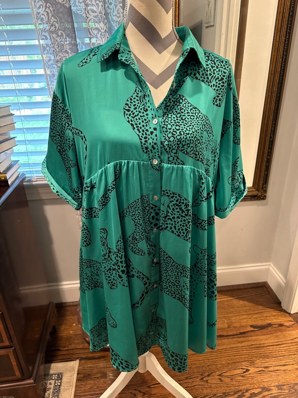 entro Teal Button-Front Leopard Print dress Small